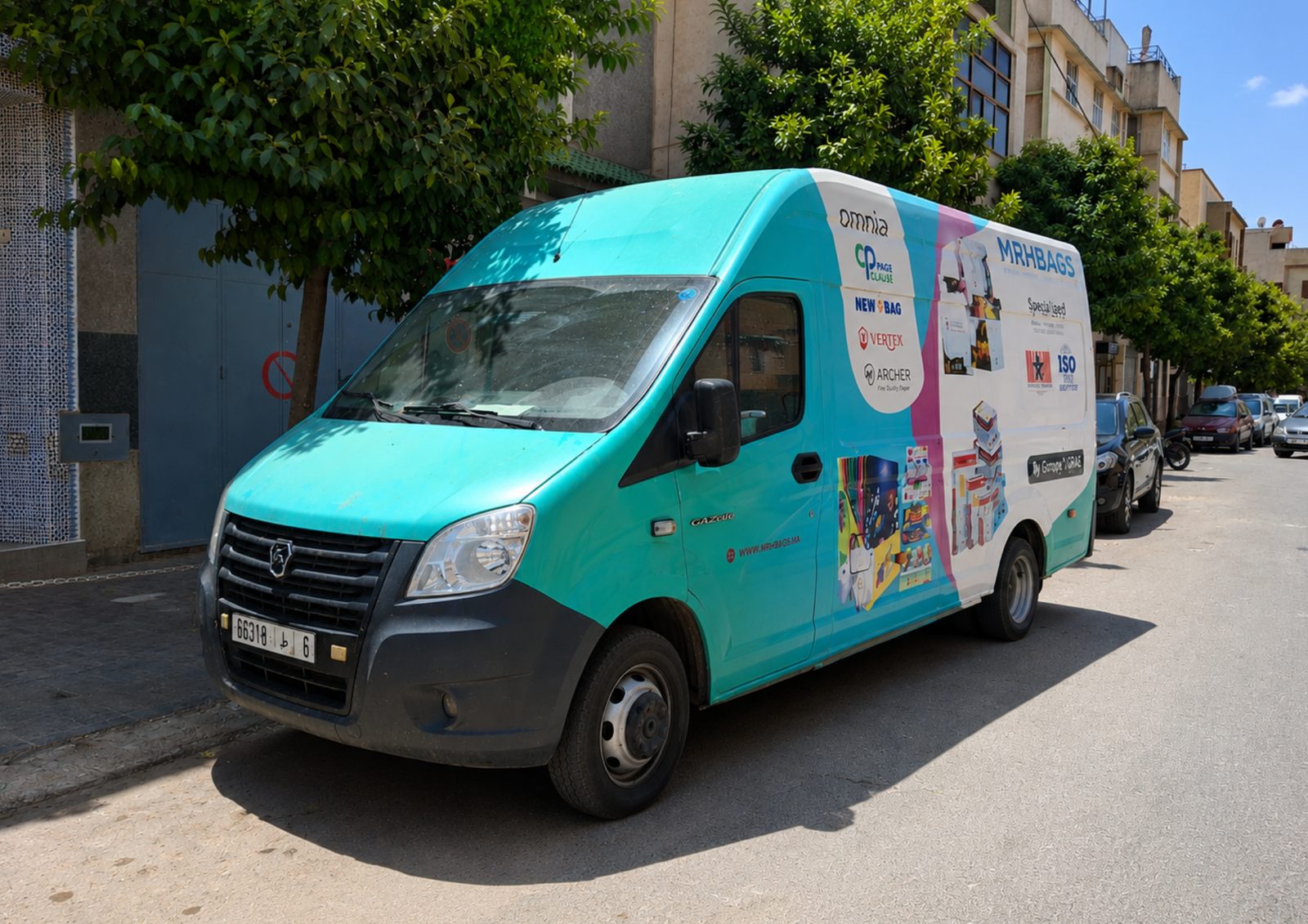 Camion de livraison du GROUPE IQRAE